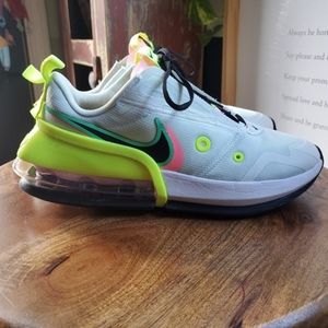 SOLDNike Airmax Up